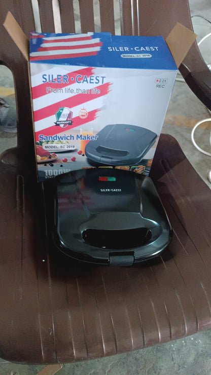 Sandwich Maker – Non-Stick Plates & Indicator Lights for Easy Home Cooking